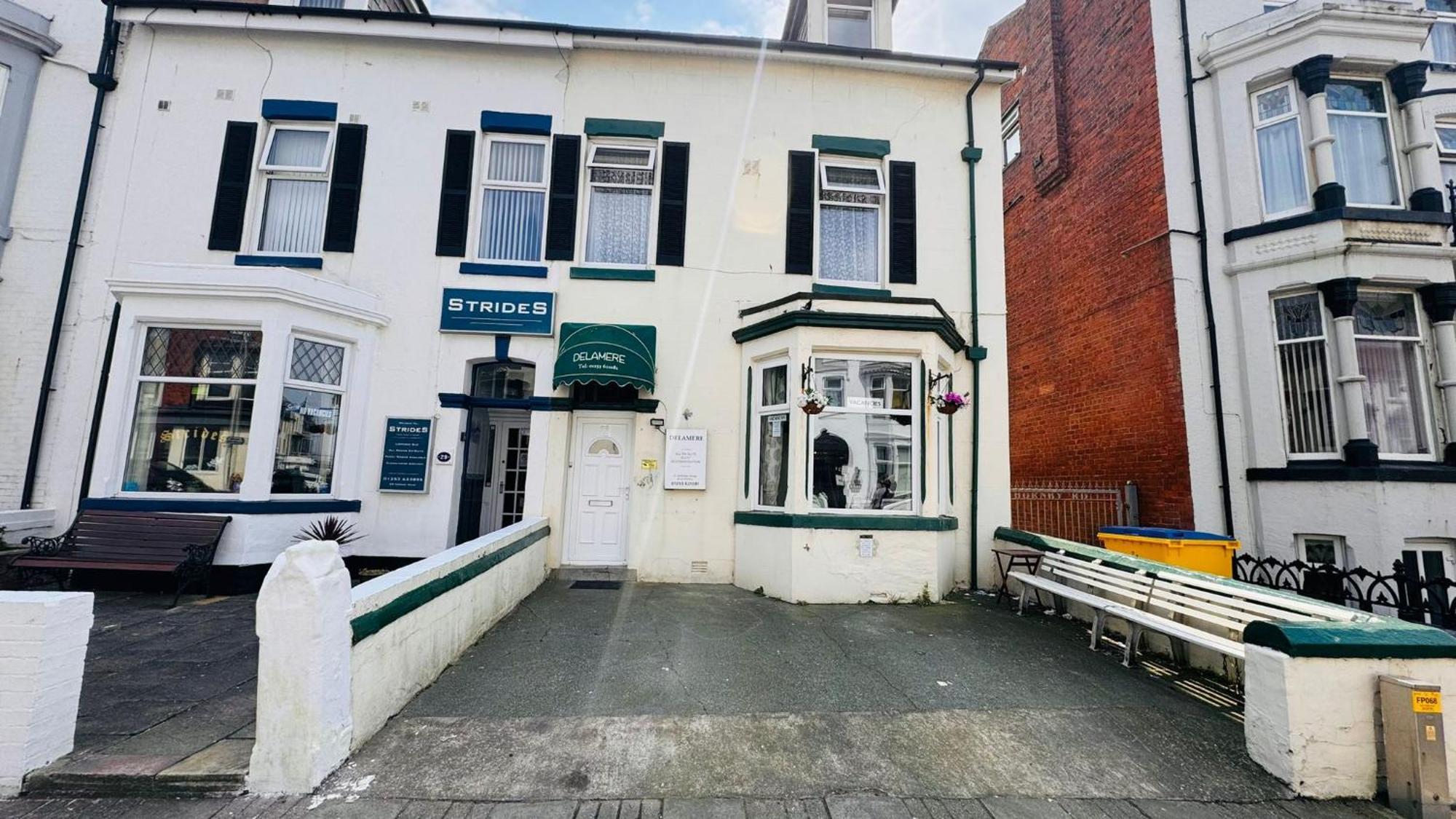 Delamere Hotel Blackpool Exterior photo