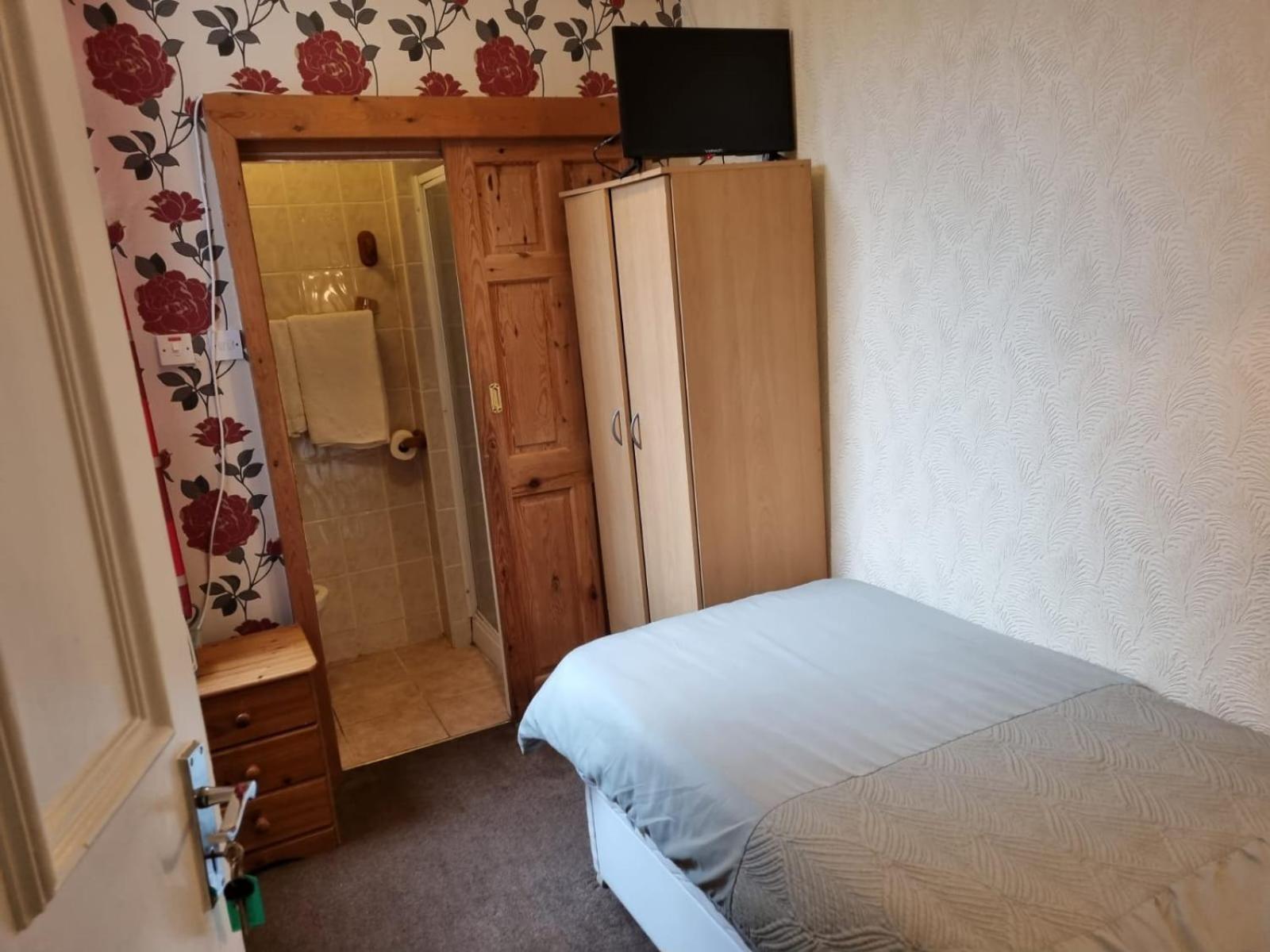 Delamere Hotel Blackpool Room photo